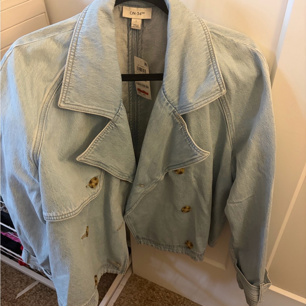 ON-34™ Light Blue Cropped Denim Jean Jacket